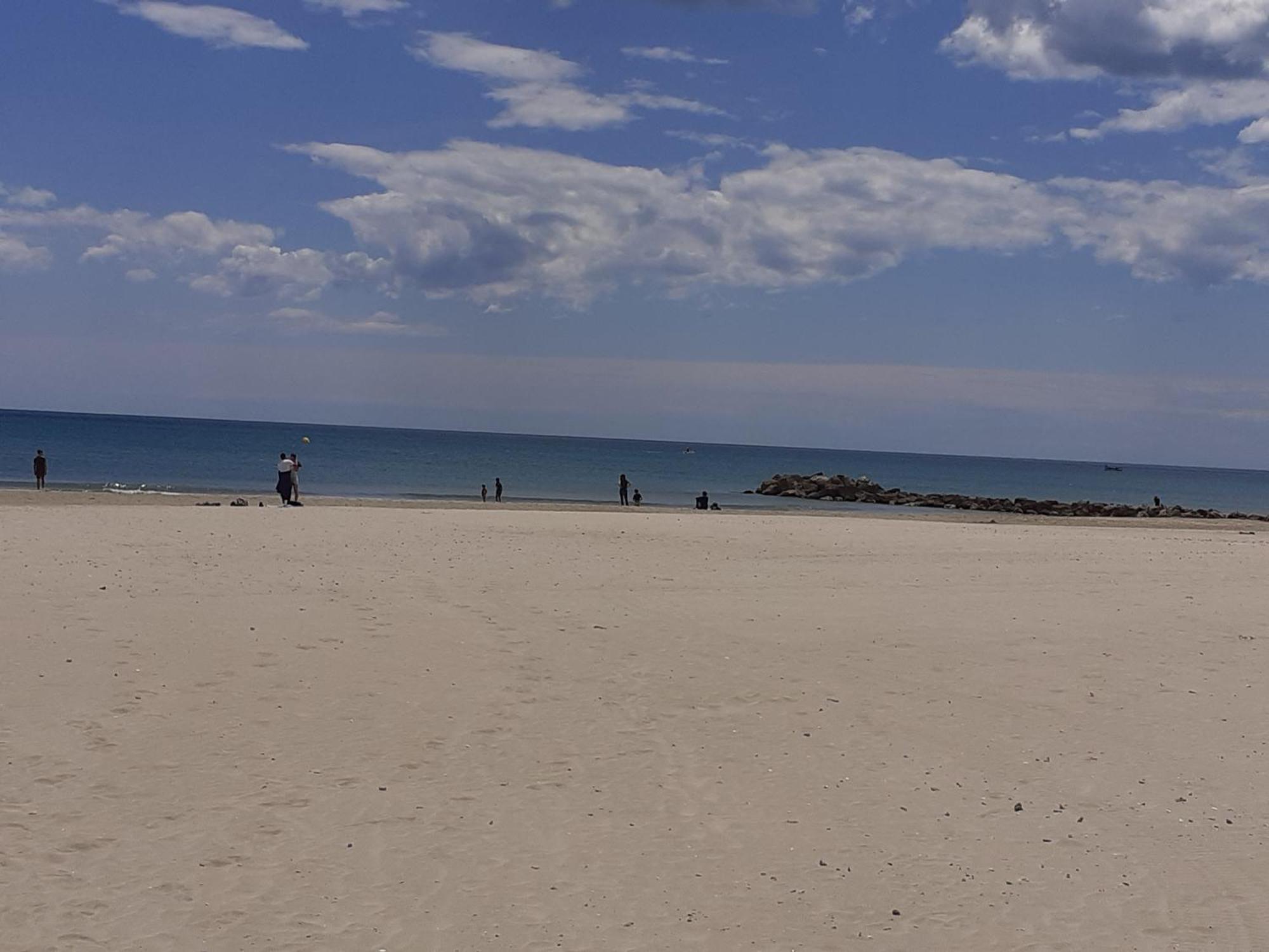 Face A La Plage Palavas-les-Flots Exterior foto